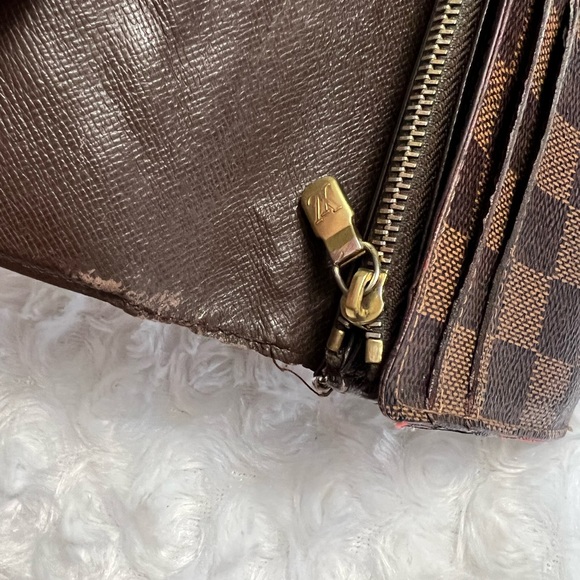 Vintage Louise Vuitton Wallet - Picture 12 of 15